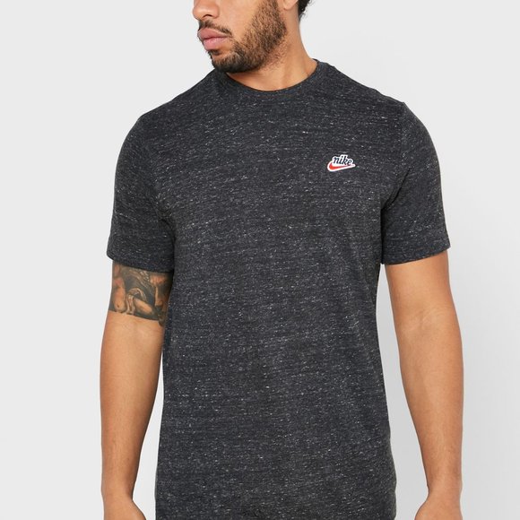 Nike Men's Sportswear Heritage Tee - Picture 2 of 6